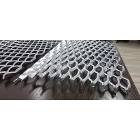 Лист стальной оцинкованный просечно-вытяжной ПВЛ 608 6x1000x2000 мм Ст3 ГОСТ 8706-78