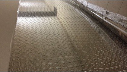 лист стальной рифленый квинтет 2,5 мм 09Г2С купить в Кургане