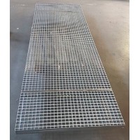 Решетчатый прессованный настил нержавеющий P 33x11 / 30x2 1500x1000 мм 12Х18Н10Т ТУ 25.11.23-001-64650333-2016