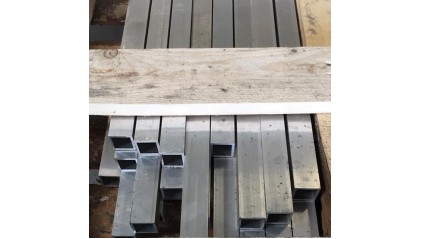 трубу алюминиевую профильную квадратную 100x100 2 мм АД1 купить в Кургане