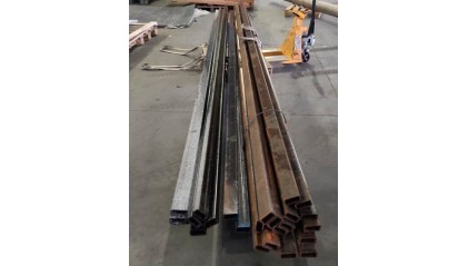 трубу профильную Б/Ш прямоугольную 80x40 2 мм Ст2пс купить в Кургане