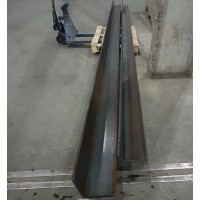 Уголок стальной горячекатаный равнополочный 45x45x4 мм С245 ГОСТ 8509-93