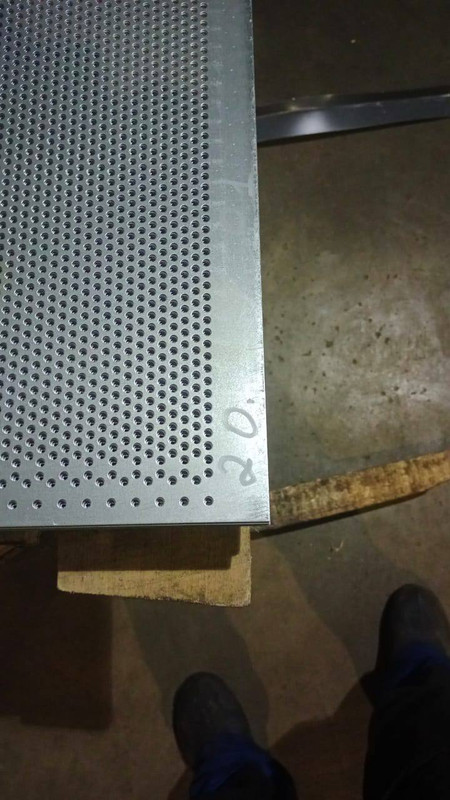 Лист перфорированный нержавеющий 3x1500x3000 мм Rv 8-10 AISI 304 DIN 50049-1992 фото