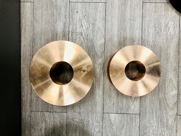 Втулка бронзовая 30x24 мм БрАЖ9-4 ГОСТ 18175-78 фото